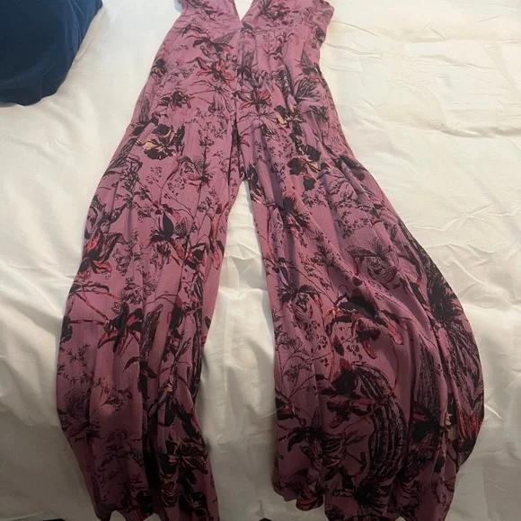 Jumpsuit - Picture 1 of 3